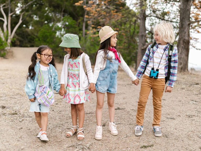 5 tips to help kids make friends featured image